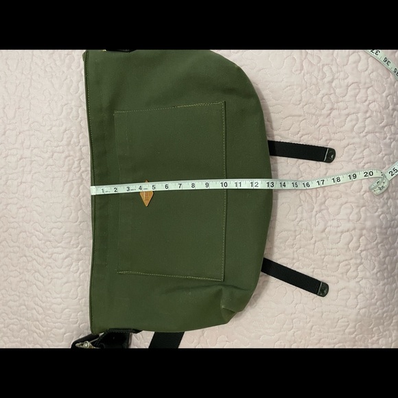 MZ Wallace EUC Loden Green Canvas Messenger/Laptop Bicycle Bag-Unisex -Well Made - Picture 10 of 15